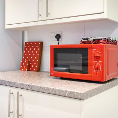 Cozy Rooms In Shared Accommodation Near Anfield Stadium With Parking And Wifi Liverpool Zewnętrze zdjęcie