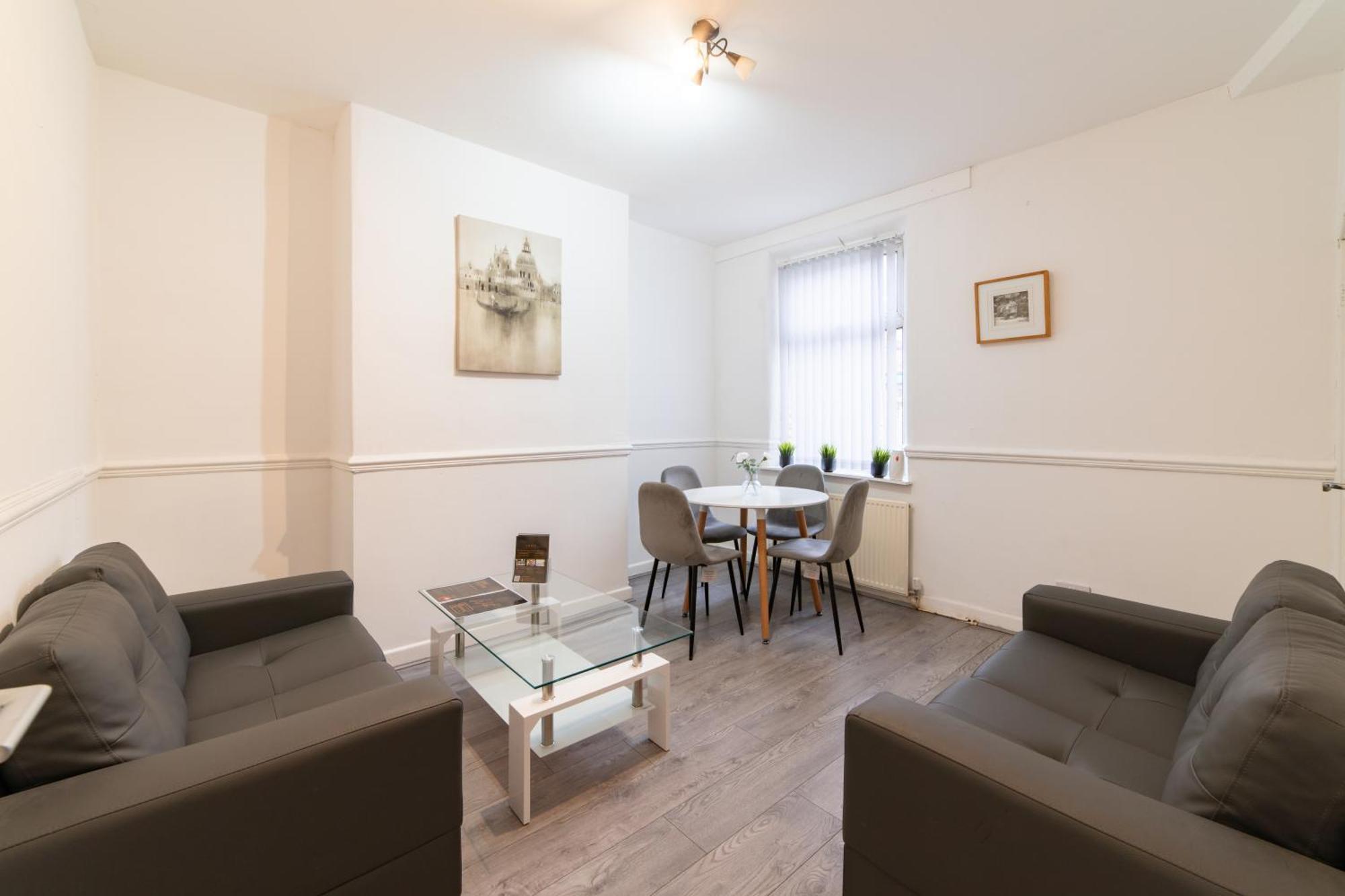 Cozy Rooms In Shared Accommodation Near Anfield Stadium With Parking And Wifi Liverpool Zewnętrze zdjęcie