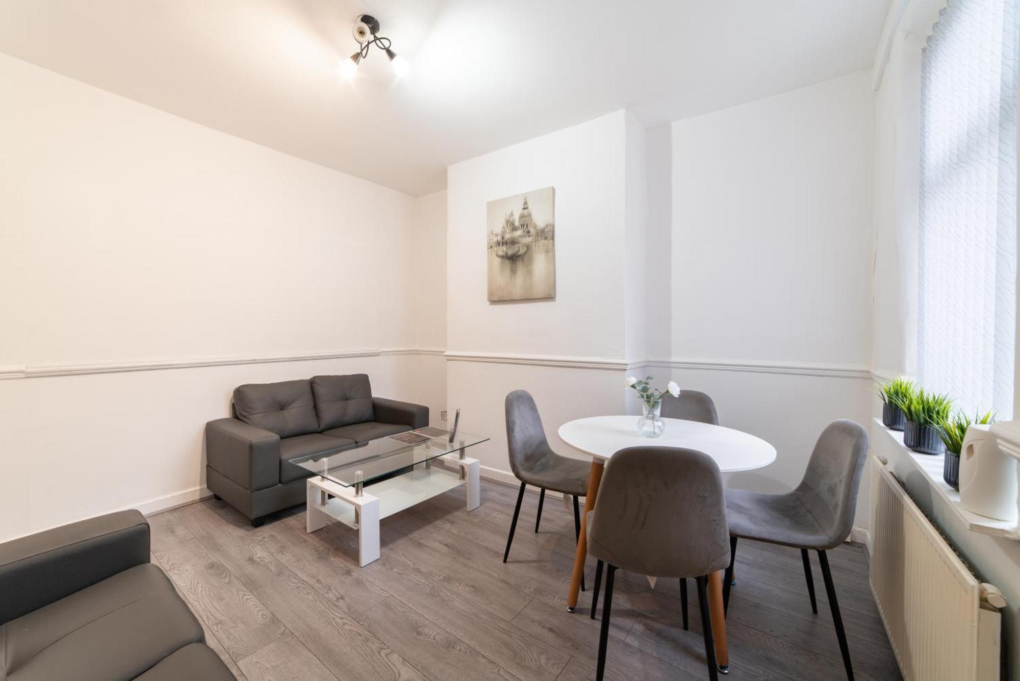 Cozy Rooms In Shared Accommodation Near Anfield Stadium With Parking And Wifi Liverpool Zewnętrze zdjęcie